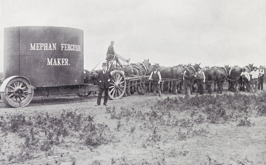 Delivery of Clark's tunnelling shield for sewer construction in bad ground, Port Melbourne, circa 1894